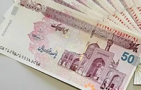 افزایش حقوق کارمندان به‌صورت پلکانی اعمال شود