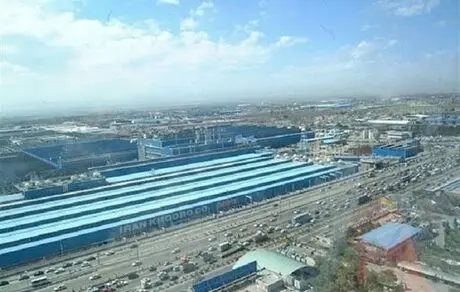 از نهضت داخلی سازی قطعات تا طراحی خودرو با نشان ایرانی