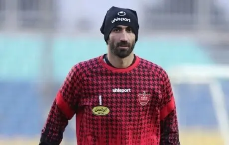 بیرانوند: امیدوارم سرمربی تیم ملی سریع‌تر مشخص شود/ خارجی‌ها سطح کیفی لیگ را بالا بردند 