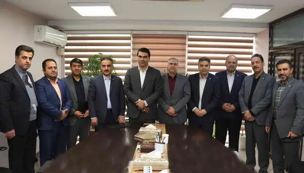 منصفانه قضاوت کنید و شجاعانه گزارش دهید