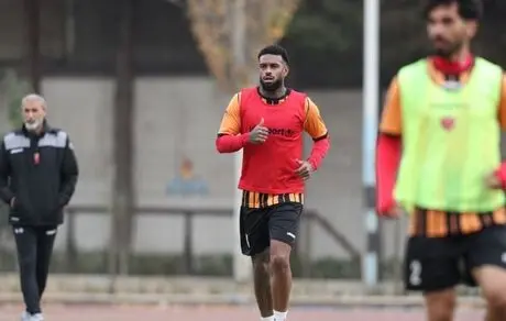 لوکادیا با بازیکنان پرسپولیس خداحافظی نکرد!