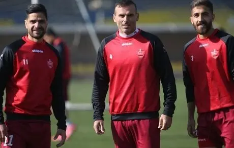  گل‌محمدی بازیکنان مغضوب پرسپولیس را بخشید 