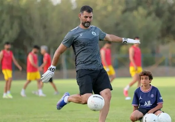 پاسخ ناداری به موضوع خرابی زمین چمن ورزشگاه الومینیوم