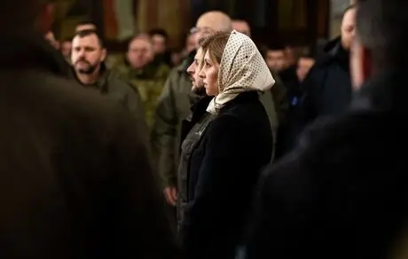 پوشش عجیب همسر زلنسکی در یک مراسم یادبود