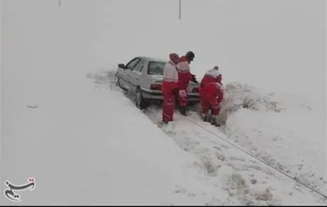 ​هواشناسی ایران 29 بهمن 1401؛ تداوم بارش برف و باران در برخی مناطق/ افزایش آلودگی هوا در کلانشهرها