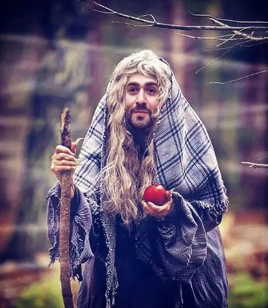 بازیگر هیولا با ظاهر یک گدا