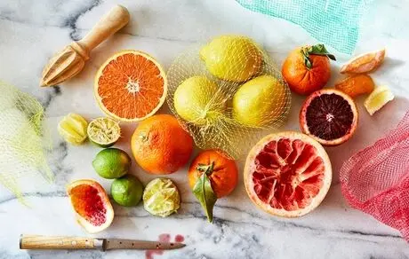 بدن انسان در طول روز چقدر ویتامین سی لازم دارد؟