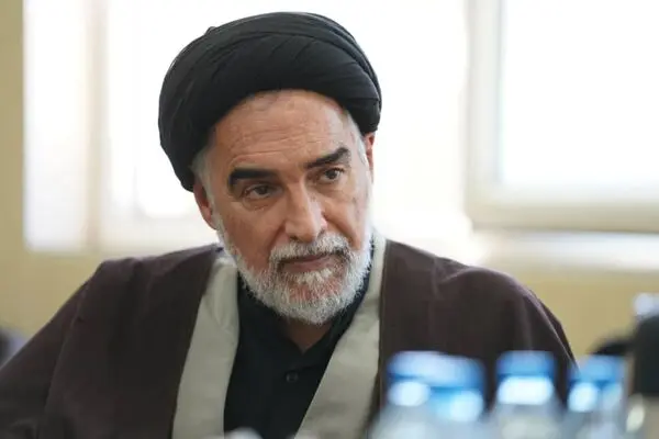سیدحسین نصر اگر می‌توانست کاری می‌کرد که جمهوری اسلامی قدرت نگیرد