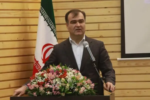 از لزوم نقش آفرینی در چرخه اقتصاد کشور با اجرای دقیق سیاست های دولت تا تثبیت جایگاه سودده ترین شرکت بیمه ای​
