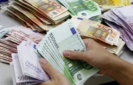 بدهی خارجی ایران کم شد 