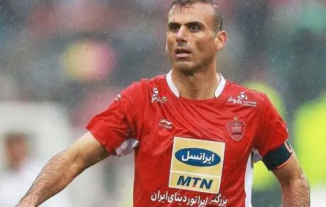 کاپیتان پرسپولیس : هیات‌مدیره نمی‌تواند فقط بایستد و نگاه کند