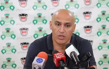 منصوریان: در باشگاه ذوب‌آهن دست‌ها «رو» است