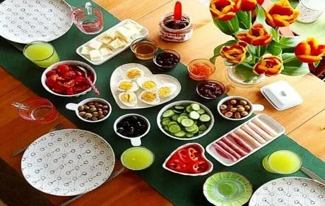 هرگز ناشتا لب به این مواد غذایی نزنید! 