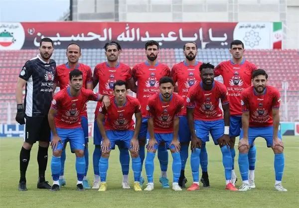  باشگاه نساجی: ۱۰ امتیاز را با اشتباهات داوری از دست دادیم 