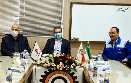 بازدید مدیرعامل بانک ملت از شرکت لوله و ماشین سازی ایران