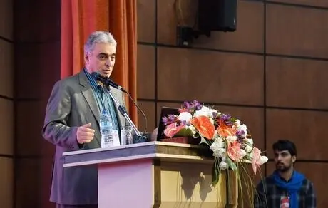 بخش معدن می‌تواند نجات بخش اقتصاد کشور و اشتغال‌زایی فراوان باشد