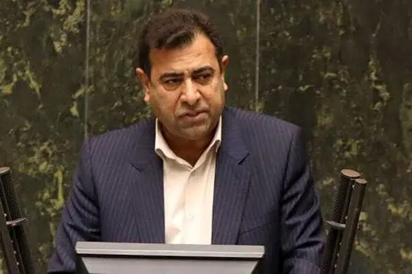 اگر زمان باز گردد و شهیدان بیدار شوند، اسلحه خود را به سوی مسئولان می‌گیرند