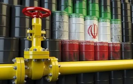 قیمت نفت ایران برای رقابت با روسیه کاهش یافت