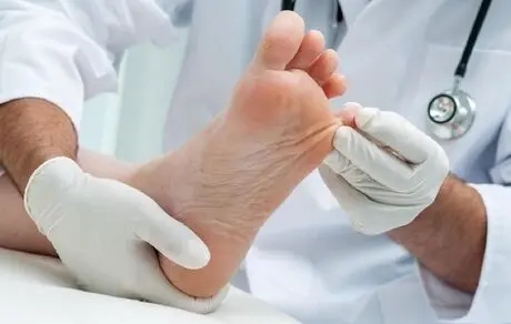 گرم کردن مچ پا پیچ خورده اشتباه است