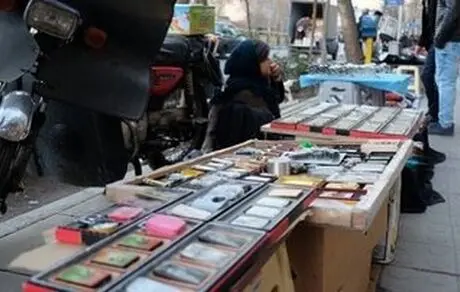به این دلیل نباید از دستفروش موبایل بخرید!