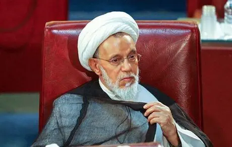 برشی بر موضوع جانشینی رهبری