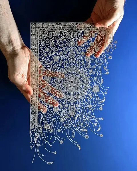 منبت‌کاری با برش لیزری روی کاغذ 