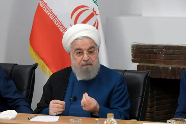 روحانی: چند نماینده مجلس همه‌کاره و صاحب اختیار مردم شده‌اند 