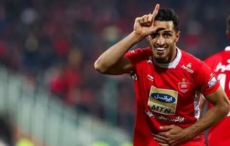 حمله پرسپولیسی‌ها به علیپور با کیک + عکس