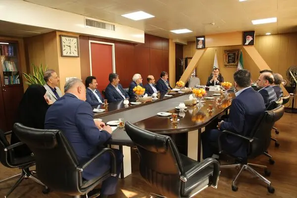 مدیرعامل شرکت بیمه البرز؛ تفکر و فرهنگ بسیجی، زمینه ساز رشد و پیشرفت جامعه است