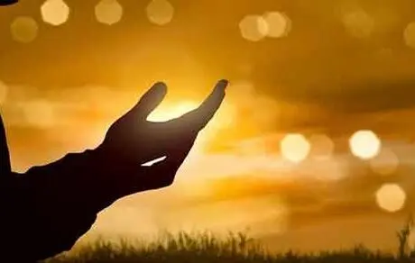۴ دعا‌یی که بیمار را سریع شفا می‌دهند