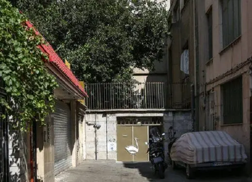 خانه فروغ مرمت می شود