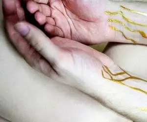 خون این مرد طلایی است!