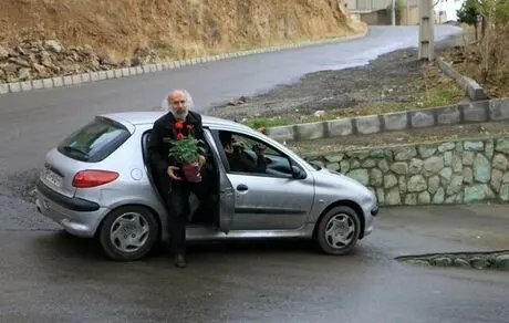 اکران مستندی درباره کیارستمی در سینماهای هنر و تجربه