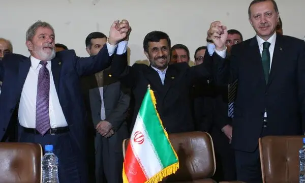 به احمدی نژاد گفتم تحریم از جنگ بدتر است