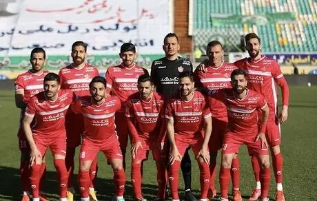 منافی: در پرسپولیس کارد به استخوان رسیده است.