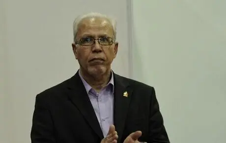 بیات: برکناری نظرمحمدی سپیدرود را 2 میلیارد بدهکار می‌کند