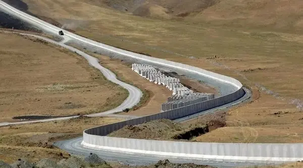 جزئیاتی از پشت پرده دیوارکشی ترکیه در مرز ایران