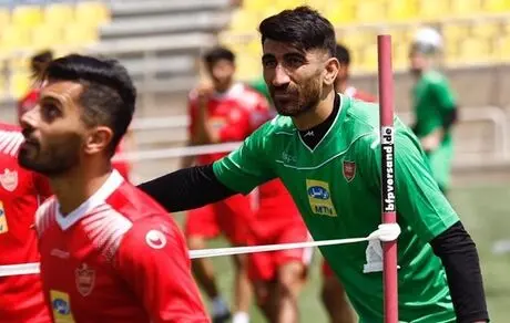 بیرانوند و دستیار سابق برانکو روی سکوهای ورزشگاه + عکس