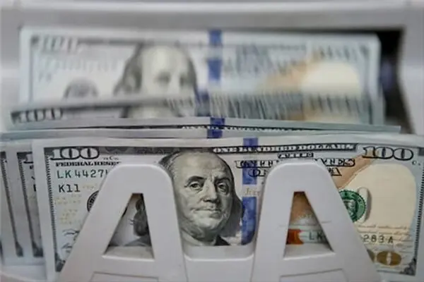 واکنش مثبت بورس و دلار به مذاکرات