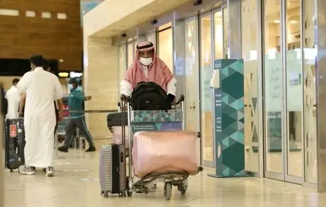 احتمال لغو سفر حج با گسترش سویه اومیکرون


